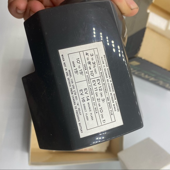 Vintage Camera Light, 1960's Polaroid Wink Light Model 250 in Original Box - Picture 7 of 8